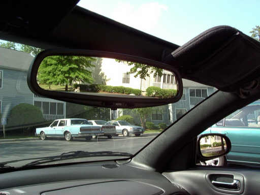 Auto-Dimming Rear View Mirror
